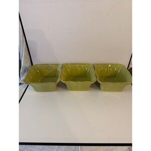 Arenito Portugal Olive Green Stoneware Square Scalloped Bowls Set of 3